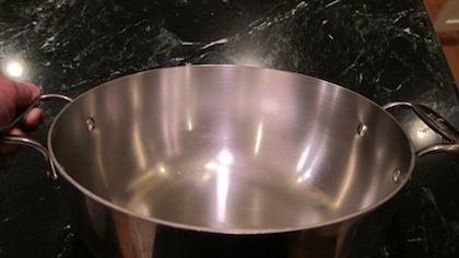 clean copper pot