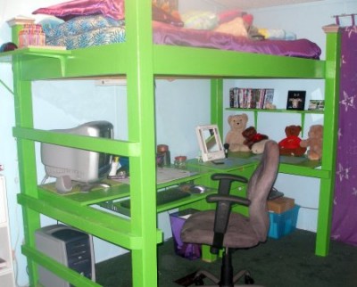 A surprise Christmas present built from these instructions by a mom for her daughter. Doubles as a computer desk. PHOTO CREDIT: Dona Lopez
