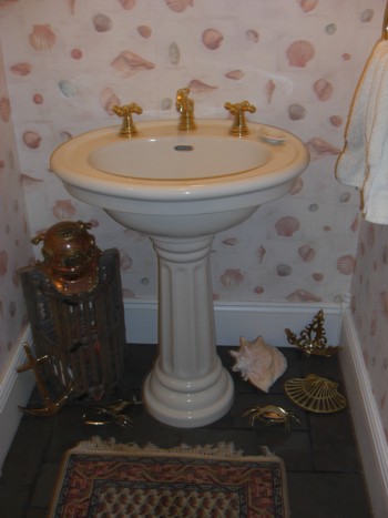 This pedestal sink was installed in a couple of hours. It’s not too hard to do. PHOTO CREDIT: Tim Carter