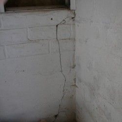 foundation crack